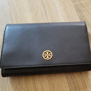 Tory Burch Robinson lether chain wallet